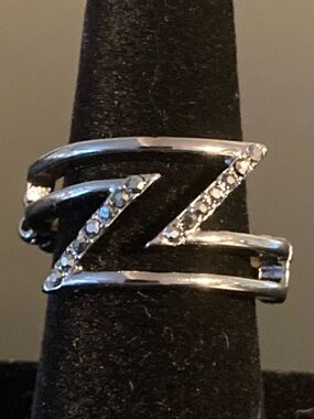 paparazzi Silver Zigzag Crystal-Accent Women's Ring